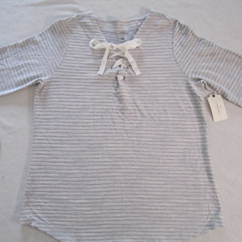 St John's Bay Women Top Size  L